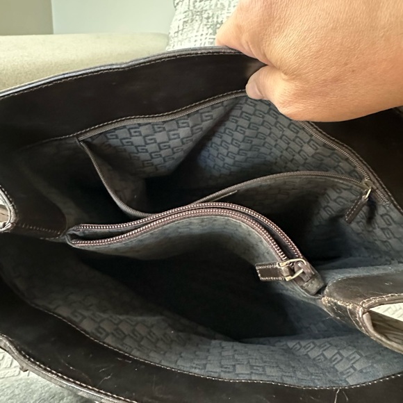 Vintage top handle Gucci bag. I used it to carry office files - Picture 11 of 14